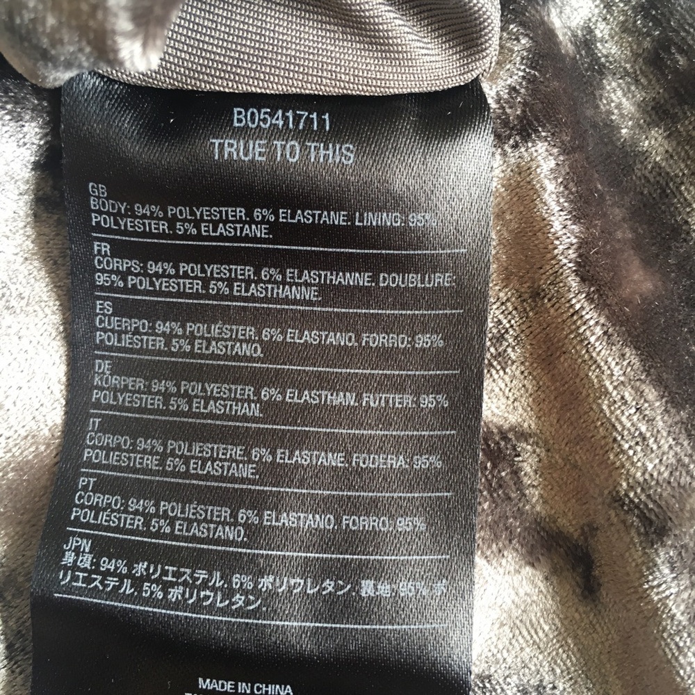 Gray Crushed Velvet Zip Back Crop Top NWT - Picture 7 of 8